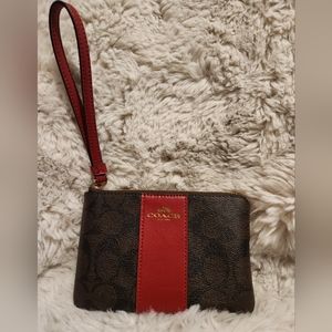 Coach Corner Zip Wristlet
